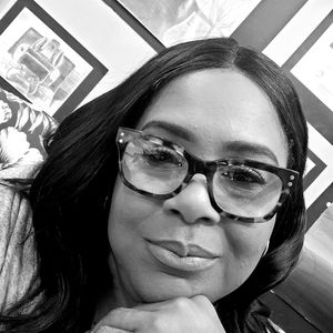 Meet your Posher, Yolanda